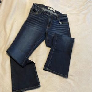 BKE Payton universal fit, mid rise tailored bootcut jeans, size 30x29 1/2.